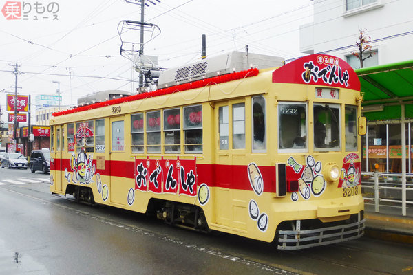 ＜乗り物ニュースWEBサイト＞赤のれんが誘う「走る屋台」 リピーター続出の豊橋鉄道「おでんしゃ」に乗車 | 乗りものニュース