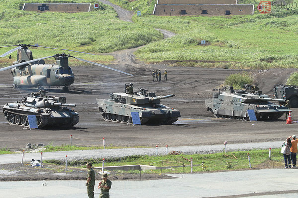 陸自戦闘車両英字略称 10選 Tk Fv Lav 何の車両 現場も多用する略し方 乗りものニュース 3