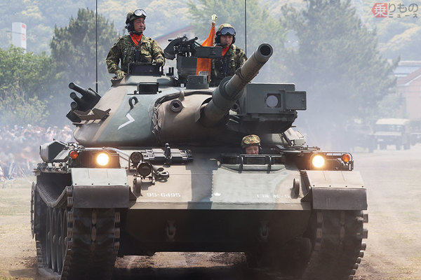 陸自「74式戦車(改)」を知っているか わずか4両のレア戦車 90式戦車レベルの装備も