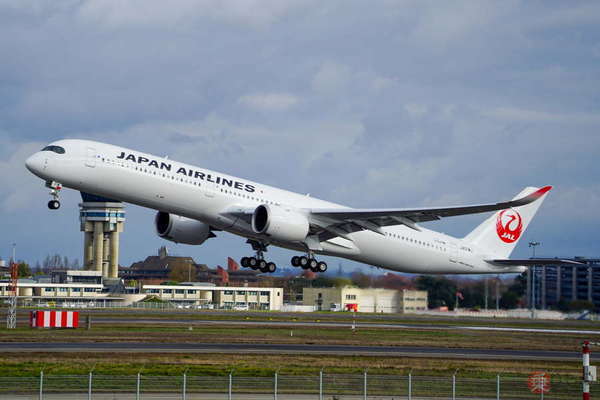 画像ギャラリー | 飛行機の客室“新時代”突入？ 「今年ベール脱いだ新型旅客機」を振り返る JALやスタフラ…驚き連続！