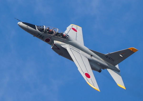 画像ギャラリー | 日本が誇る「純国産ジェット機」後継どうなる?ついに防衛装備庁が検討着手へ ブルーインパルスでも使用