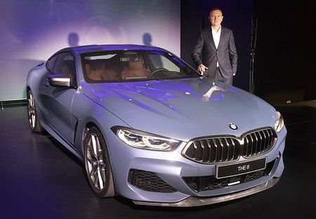 Large 181109 bmw8coupe 01