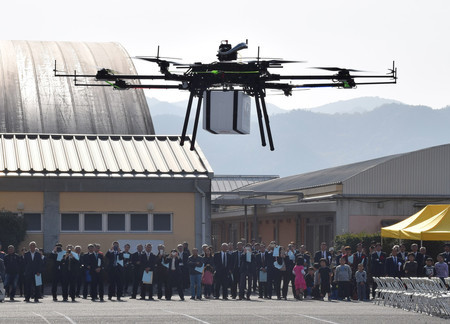 Large 190117 drone 01