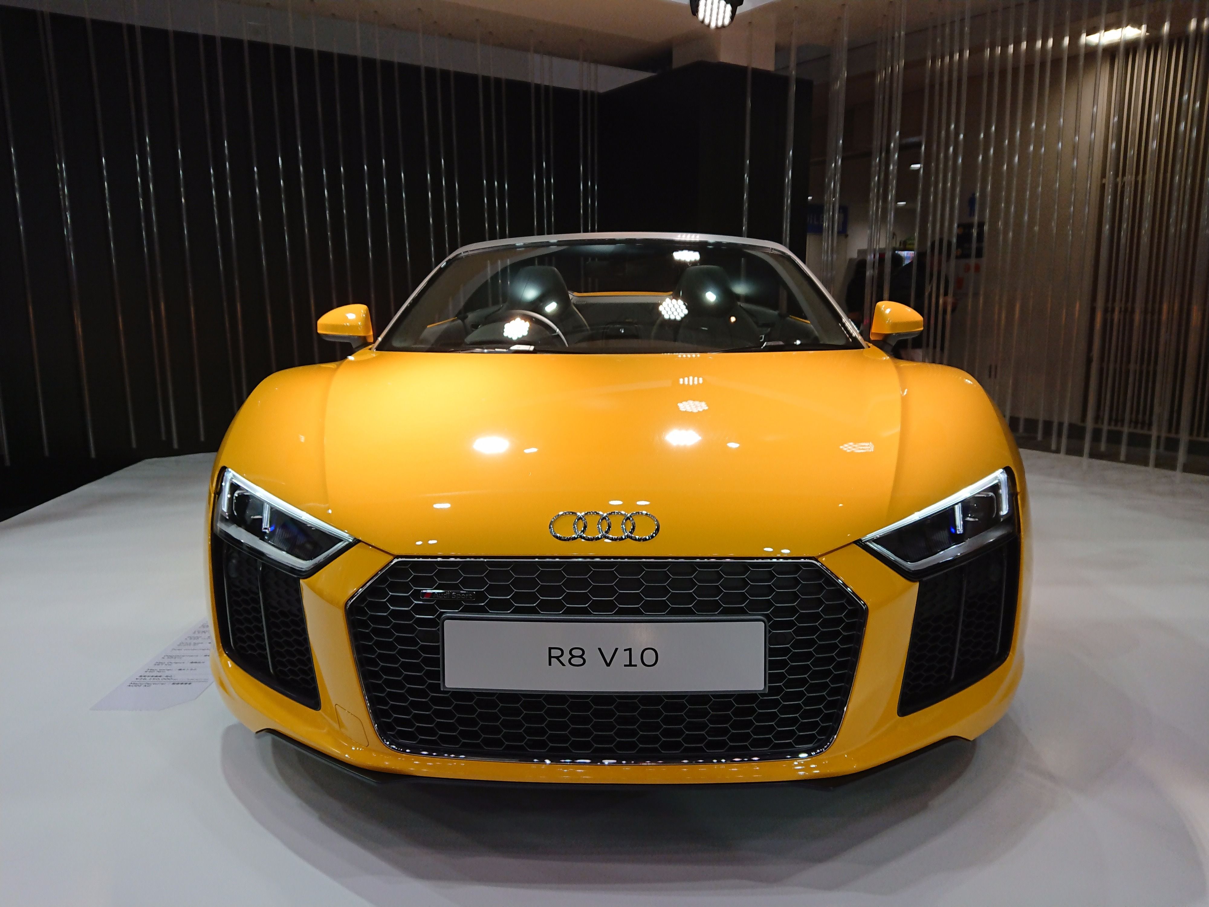 福岡モーターショー 輸入車のブースです みんなの乗りものニュース 福岡モーターショー 輸入車のブースです みんなの乗りものニュース