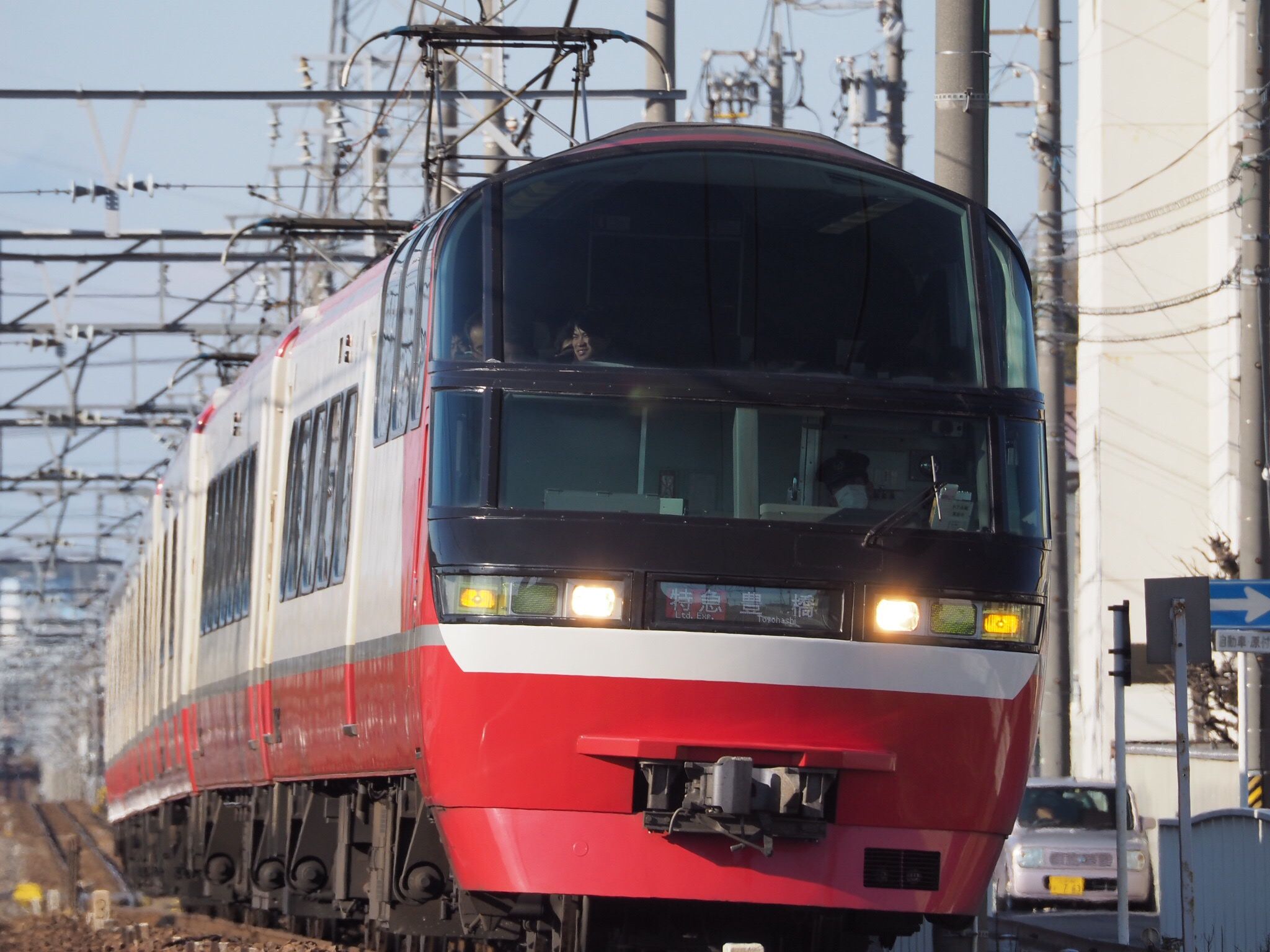 079bc708 ff80 4c8c 996f 2508f3619fac