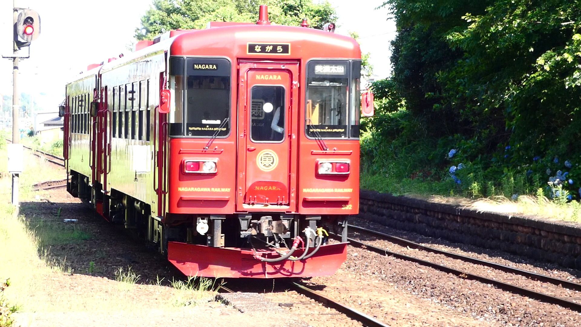 65ee8d14 327c 46a7 95d6 736a70a7b356