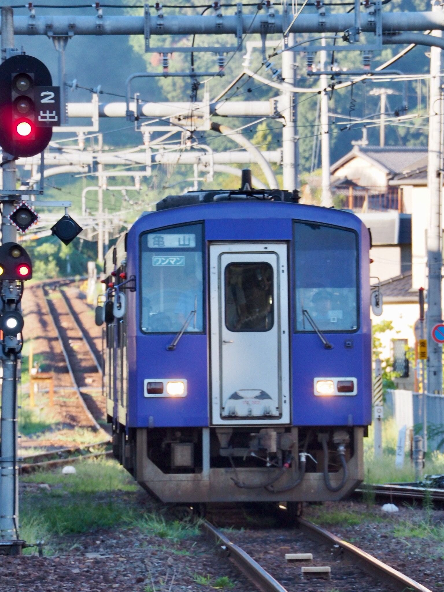 5e76d855 e463 4f3b ba6b 303ff07231c9